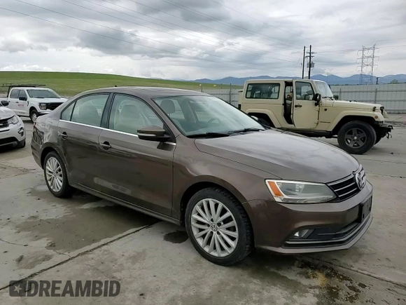 2015 Volkswagen Jetta SE with VIN 3VWD17AJ0FM239520, listed as a Copart auction lot 56109755 with 56,706 mi miles and Non repairable. Bid and sale history available at DreamBid. Image 13.