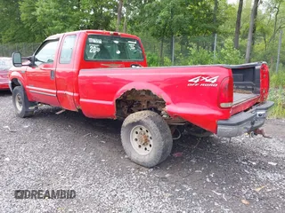2000 Ford F-250 XL with VIN 1FTNX21FXYEC57021, listed as a IAAI auction lot 42674090 with 221,950 mi miles and . Bid and sale history available at DreamBid. Image 3.