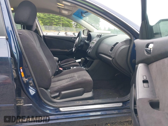 2009 Nissan Altima S with VIN 1N4AL21E49N502162, listed as a IAAI auction lot 39969892 with 215,978 mi miles and . Bid and sale history available at DreamBid. Image 5.