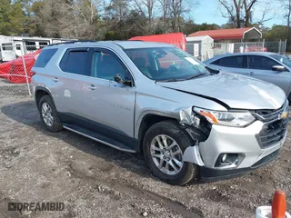 2020 Chevrolet Traverse LT Leather with VIN 1GNERHKW2LJ252432, listed as a IAAI auction lot 41327702 with 61,108 mi miles. Bid and sale history available at carsss.com. Image 1.