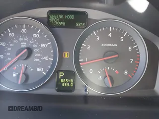 2009 Volvo S40 2.4L с VIN YV1MS390092446497, выставлен на аукционе IAAI как лот 42518359 с пробегом 86 548 миль миль и . История ставок и продаж доступна на DreamBid. Изображение 7.