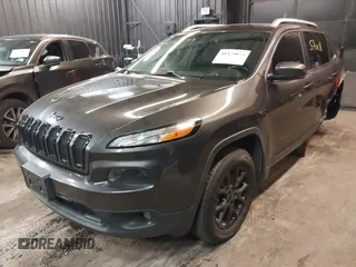 2016 Jeep Cherokee Latitude with VIN 1C4PJMCS4GW360475, listed as a IAAI auction lot 41479053 with 154,554 mi miles. Bid and sale history available at carsss.com. Image 21.