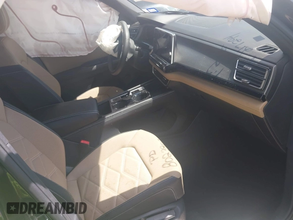 2024 Volkswagen Atlas SE z VIN 1V2JE2CA8RC217294, wystawiony jako IAAI lot #41962704 z przebiegiem 14 733 mil mil oraz . Historia ofert i sprzedaży dostępna na DreamBid. Obrazek 5.