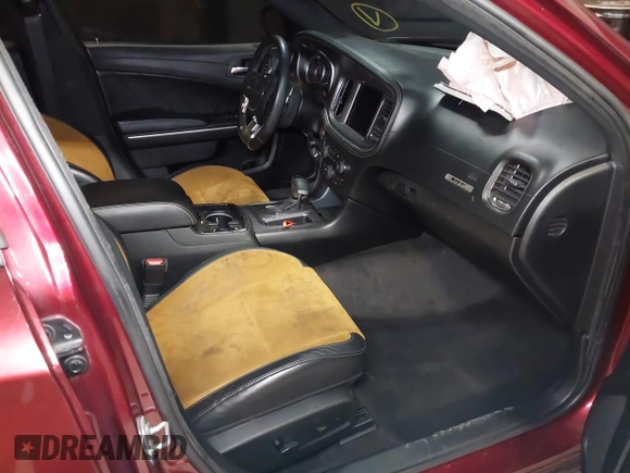 2019 Dodge Charger SRT Hellcat with VIN 2C3CDXL92KH693077, listed as a IAAI auction lot 39361432 with 57,522 mi miles and . Bid and sale history available at DreamBid. Image 5.