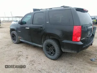 2007 GMC Yukon SLT with VIN 1GKFK13047R188103, listed as a IAAI auction lot 41212201 with 1 mi miles. Bid and sale history available at carsss.com. Image 3.