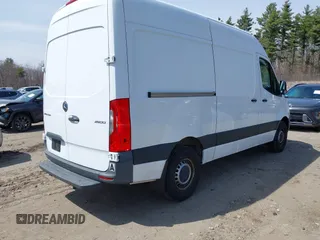 2019 Mercedes-Benz Sprinter Cargo with VIN WD3PF0CD4KT003734, listed as a IAAI auction lot 41992890 with 68,378 mi miles. Bid and sale history available at carsss.com. Image 4.