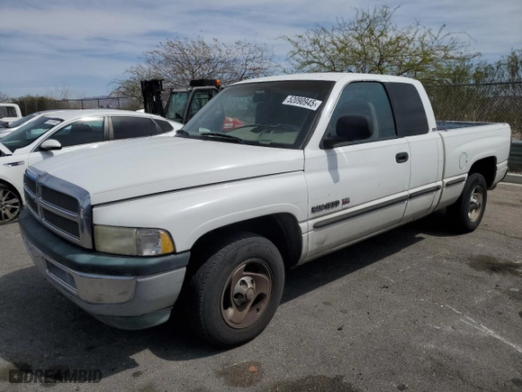 1999 Dodge Ram 1500 with VIN 3B7HC13Z4XG127818, listed as a Copart auction lot 52090945 with 245,977 mi miles and Clean Title. Bid and sale history available at carsss.com. Image 1.