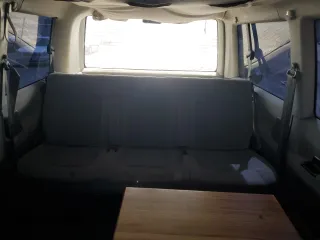2003 Volkswagen EuroVan с VIN WV2KB470X3H028721, выставлен на аукционе Copart как лот 57531425 с пробегом 233 629 миль миль и Чистый • Clean title. История ставок и продаж доступна на DreamBid. Изображение 11.