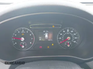 2020 Kia Sorento S z VIN 5XYPG4A54LG706009, wystawiony jako IAAI lot #42168923 z przebiegiem 55 514 mil mil oraz . Historia ofert i sprzedaży dostępna na DreamBid. Obrazek 7.
