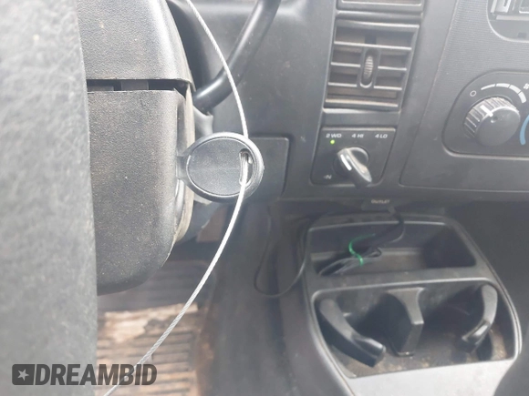 2002 Dodge Dakota SLT z VIN 1B7HG48NX2S623588, wystawiony jako IAAI lot #41793068 z przebiegiem 213 159 mil mil oraz . Historia ofert i sprzedaży dostępna na DreamBid. Obrazek 11.