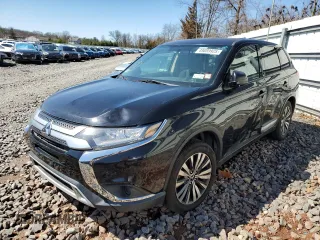 2020 Mitsubishi Outlander ES with VIN JA4AD2A33LZ004759, listed as a Copart auction lot 49889925 with 147,657 mi miles and Clean Title. Bid and sale history available at carsss.com. Image 1.