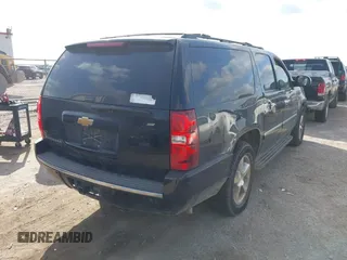 2014 Chevrolet Suburban LTZ with VIN 1GNSCKE08ER220808, listed as a IAAI auction lot 42022477 with 192,488 mi miles and . Bid and sale history available at DreamBid. Image 4.