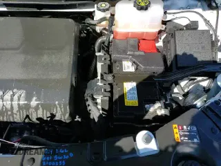 2024 Chevrolet Traverse z VIN 1GNETZKW0RJ136100, wystawiony jako Copart lot #46095635 z przebiegiem 13 934 mil mil oraz Nie do naprawy • Non repairable. Historia ofert i sprzedaży dostępna na DreamBid. Obrazek 17.