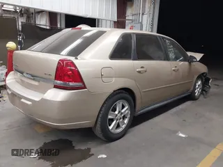 2004 Chevrolet Malibu Maxx LS z VIN 1G1ZT648X4F225779, wystawiony jako IAAI lot #42326744 z przebiegiem 147 803 mil mil oraz . Historia ofert i sprzedaży dostępna na DreamBid. Obrazek 4.