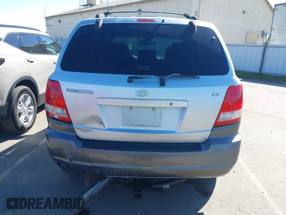 2004 Kia Sorento LX z VIN KNDJD733X45297844, wystawiony jako IAAI lot #41510715 z przebiegiem 222 676 mil mil oraz . Historia ofert i sprzedaży dostępna na DreamBid. Obrazek 16.