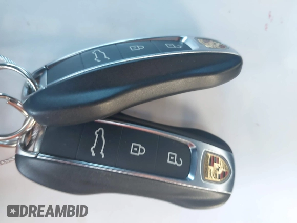2019 Porsche Cayenne with VIN WP1AA2AY5KDA19056, listed as a IAAI auction lot 42182271 with 81,942 mi miles and . Bid and sale history available at DreamBid. Image 11.