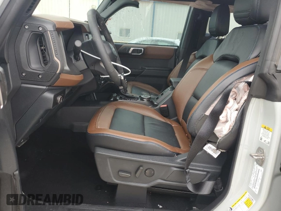 2024 Ford Bronco Outer Banks with VIN 1FMDE8BH3RLB22749, listed as a Copart auction lot 42867855 with 1,693 mi miles and Salvage Title. Bid and sale history available at DreamBid. Image 7.