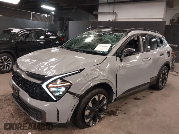 2024 Kia Sportage X-Line with VIN 5XYK6CDF2RG177261, listed as a IAAI auction lot 41918801 with 9,100 mi miles and . Bid and sale history available at carsss.com. Image 6.