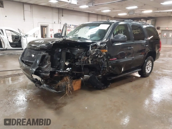 2007 GMC Yukon SLT with VIN 1GKFK13057R417047, listed as a IAAI auction lot 42061633 with 183,130 mi miles and . Bid and sale history available at DreamBid. Image 18.