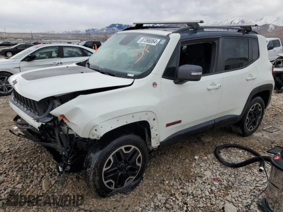 2016 Jeep Renegade Trailhawk with VIN ZACCJBCT9GPE01207, listed as a Copart auction lot 87396064 with 117,609 mi miles and Salvage Title. Bid and sale history available at carsss.com. Image 1.