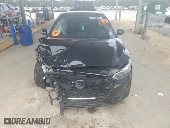 2021 Nissan Sentra S z VIN 3N1AB8BVXMY227572, wystawiony jako Copart lot #61087655 z przebiegiem 71 206 mil mil oraz Czysty tytuł • Clean title. Historia ofert i sprzedaży dostępna na DreamBid. Obrazek 5.