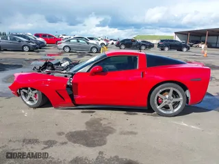 2005 Chevrolet Corvette with VIN 1G1YY24U855122094, listed as a IAAI auction lot 41777613 with 1 mi miles. Bid and sale history available at carsss.com. Image 15.