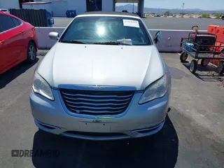 2011 Chrysler 200 Touring with VIN 1C3BC2EB2BN607016, listed as a IAAI auction lot 42019343 with 192,912 mi miles. Bid and sale history available at carsss.com. Image 6.