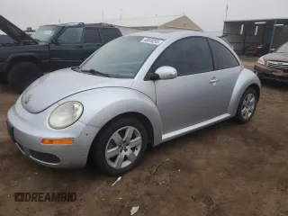 2007 Volkswagen New Beetle Coupe with VIN 3VWRW31CX7M510330, listed as a Copart auction lot 43839295 with 88,296 mi miles and Clean Title. Bid and sale history available at carsss.com. Image 1.