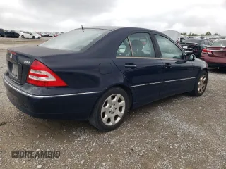 2005 Mercedes-Benz C 320 with VIN WDBRF64J75F631696, listed as a Copart auction lot 72349934 with 185,055 mi miles and Salvage Title. Bid and sale history available at DreamBid. Image 3.