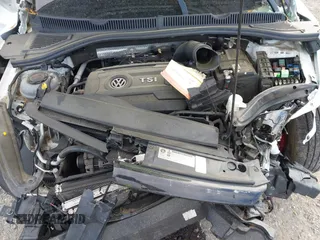 2019 Volkswagen Jetta GLI S z VIN 3VW6T7BU9KM177332, wystawiony jako IAAI lot #42197935 z przebiegiem 93 449 mil mil oraz . Historia ofert i sprzedaży dostępna na DreamBid. Obrazek 10.