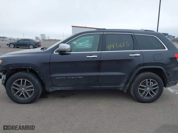 2018 Jeep Grand Cherokee Limited with VIN 1C4RJFBG8JC361638, listed as a IAAI auction lot 41431613 with 124,263 mi miles. Bid and sale history available at carsss.com. Image 14.