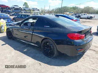 2016 BMW M4 z VIN WBS3R9C51GK708621, wystawiony jako IAAI lot #41678133 z przebiegiem 59 501 mil mil oraz . Historia ofert i sprzedaży dostępna na DreamBid. Obrazek 3.