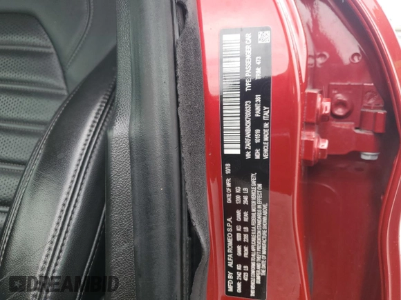 2019 Alfa Romeo Giulia Ti с VIN ZARFANBN3K7606373, выставлен на аукционе Copart как лот 61106055 с пробегом Не указан миль и Списание • Salvage title. История ставок и продаж доступна на DreamBid. Изображение 12.