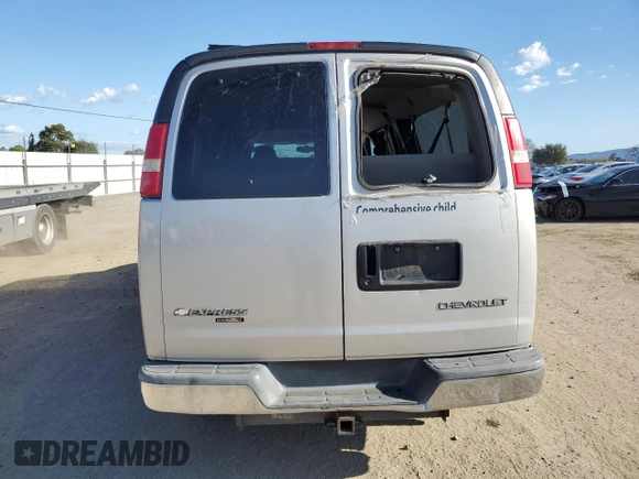 2005 Chevrolet Express Passenger with VIN 1GAHG39U851114716, listed as a Copart auction lot 49903085 with 148,670 mi miles and Clean title. Bid and sale history available at DreamBid. Image 6.