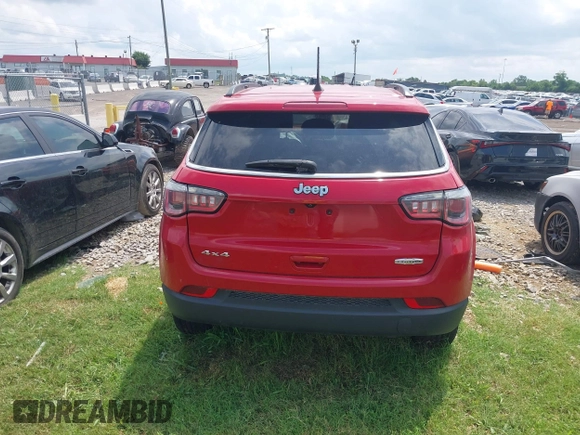 2020 Jeep Compass Latitude z VIN 3C4NJDBB6LT173909, wystawiony jako IAAI lot #42615635 z przebiegiem 34 212 mil mil oraz . Historia ofert i sprzedaży dostępna na DreamBid. Obrazek 16.