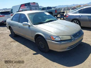 1999 Toyota Camry LE z VIN JT2BG22K6X0342201, wystawiony jako IAAI lot #41835896 z przebiegiem 244 068 mil mil oraz . Historia ofert i sprzedaży dostępna na DreamBid. Obrazek 1.
