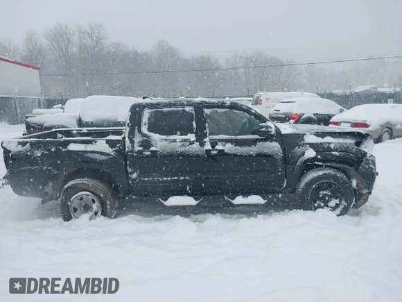 2018 Toyota Tacoma SR with VIN 3TMCZ5AN6JM182800, listed as a IAAI auction lot 41524950 with 63,838 mi miles and . Bid and sale history available at DreamBid. Image 14.