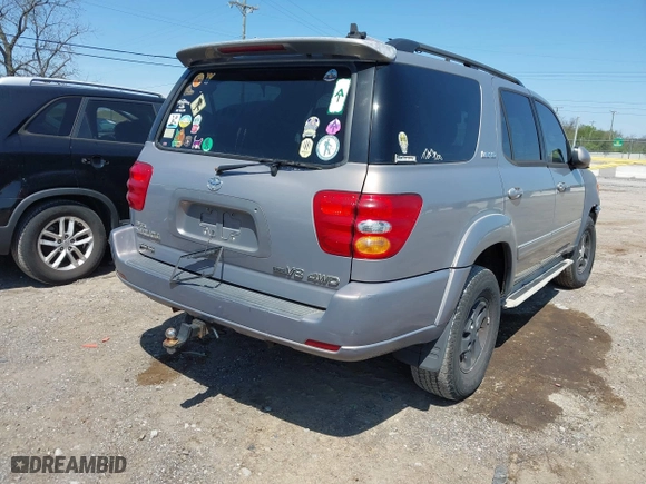 2001 Toyota Sequoia Limited with VIN 5TDBT48A91S026065, listed as a IAAI auction lot 42004832 with 254,386 mi miles. Bid and sale history available at carsss.com. Image 4.