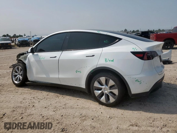 2024 Tesla Model Y Long Range с VIN 7SAYGDEE5RA261374, выставлен на аукционе Copart как лот 57666185 с пробегом 30 174 миль миль и Списание • Salvage title. История ставок и продаж доступна на DreamBid. Изображение 2.