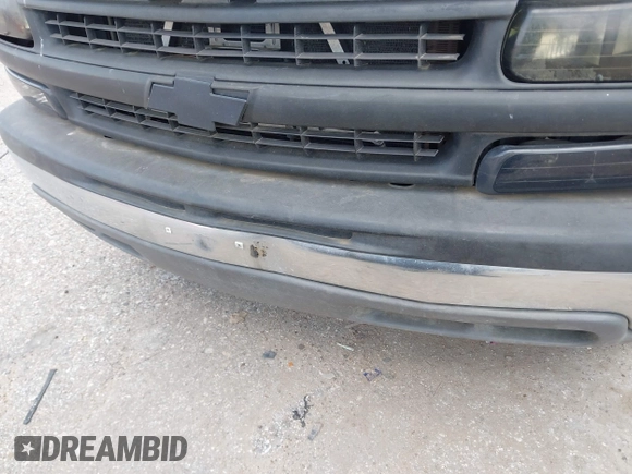 2005 Chevrolet Tahoe LT with VIN 1GNEC13T45J212286, listed as a IAAI auction lot 42704610 with 195,479 mi miles and . Bid and sale history available at DreamBid. Image 6.