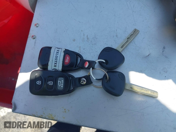 2013 Hyundai Veloster w/Gray Int with VIN KMHTC6AD2DU140750, listed as a IAAI auction lot 42615351 with 191,873 mi miles and . Bid and sale history available at DreamBid. Image 11.
