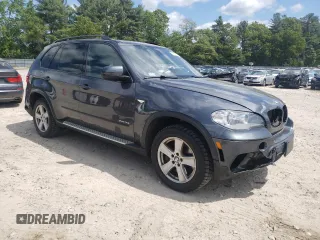 2013 BMW X5 xDrive50i with VIN 5UXZV8C53D0C15412, listed as a Copart auction lot 59331385 with 127,348 mi miles and Clean title. Bid and sale history available at DreamBid. Image 4.
