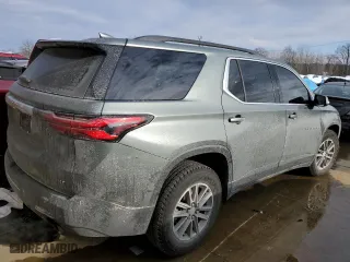 2022 Chevrolet Traverse LT Cloth with VIN 1GNERGKW2NJ176076, listed as a Copart auction lot 88802565 with 109,815 mi miles and Salvage Title. Bid and sale history available at carsss.com. Image 3.