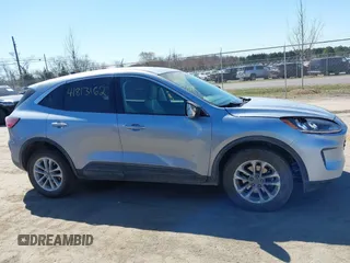 2022 Ford Escape SE with VIN 1FMCU9G62NUA84690, listed as a IAAI auction lot 41813162 with 76,499 mi miles. Bid and sale history available at carsss.com. Image 14.
