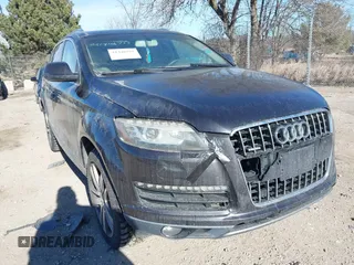 2010 Audi Q7 Premium Plus with VIN WA1LYAFE7AD003383, listed as a IAAI auction lot 41346755 with 264,576 mi miles and . Bid and sale history available at DreamBid. Image 1.