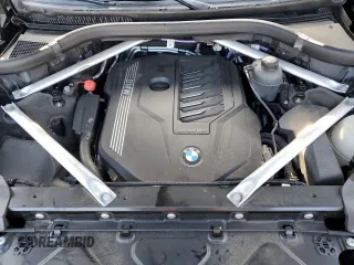 2021 BMW X7 xDrive40i z VIN 5UXCW2C06M9G15321, wystawiony jako Copart lot #46824665 z przebiegiem Nie podano mil oraz Szkoda całkowita • Salvage title. Historia ofert i sprzedaży dostępna na DreamBid. Obrazek 13.