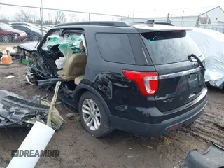 2016 Ford Explorer с VIN 1FM5K7B80GGB03833, выставлен на аукционе IAAI как лот 41709596 с пробегом Не указан миль и . История ставок и продаж доступна на DreamBid. Изображение 3.