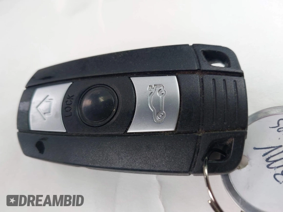 2011 BMW 3 Series 328i с VIN WBAKE3C50BE557626, выставлен на аукционе IAAI как лот 42187609 с пробегом 126 037 миль миль и . История ставок и продаж доступна на DreamBid. Изображение 11.