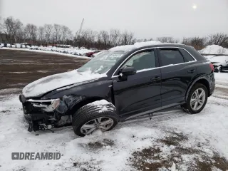 2019 Audi Q3 S line Premium Plus with VIN WA1EECF38K1065065, listed as a Copart auction lot 89388275 with 50,883 mi miles and Salvage Title. Bid and sale history available at carsss.com. Image 1.