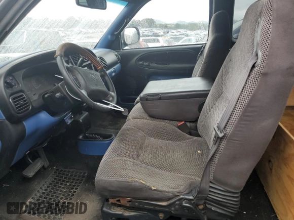 2000 Dodge 2500 with VIN 1B7KF23W7YJ120158, listed as a Copart auction lot 73400414 with 174,004 mi miles and Clean title. Bid and sale history available at DreamBid. Image 7.